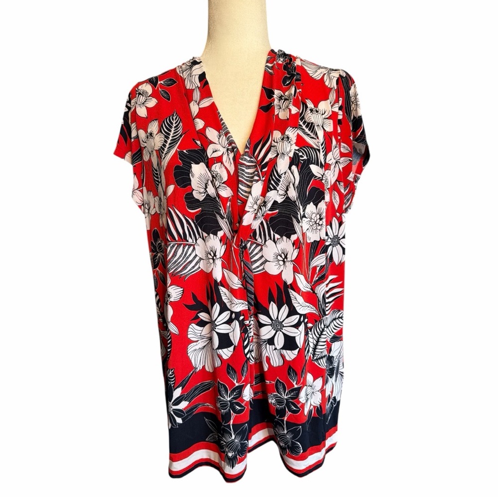 Roz & Ali Red and Black Floral Blouse with Pleated V-Neck